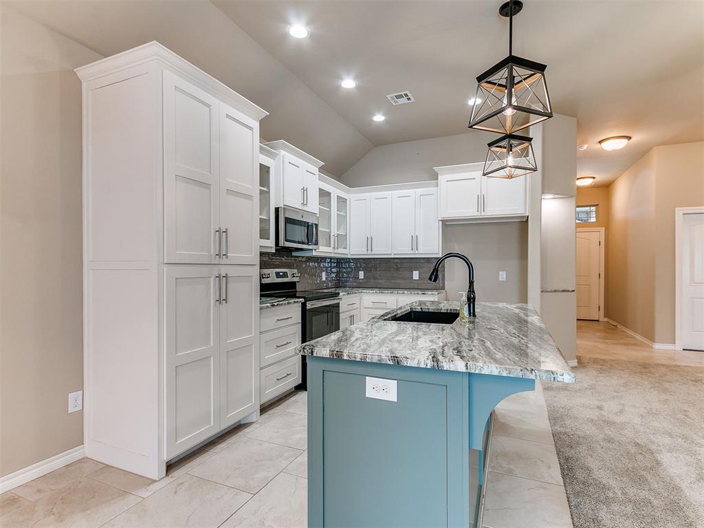 324 Golden Leaf Court Property Photo 27