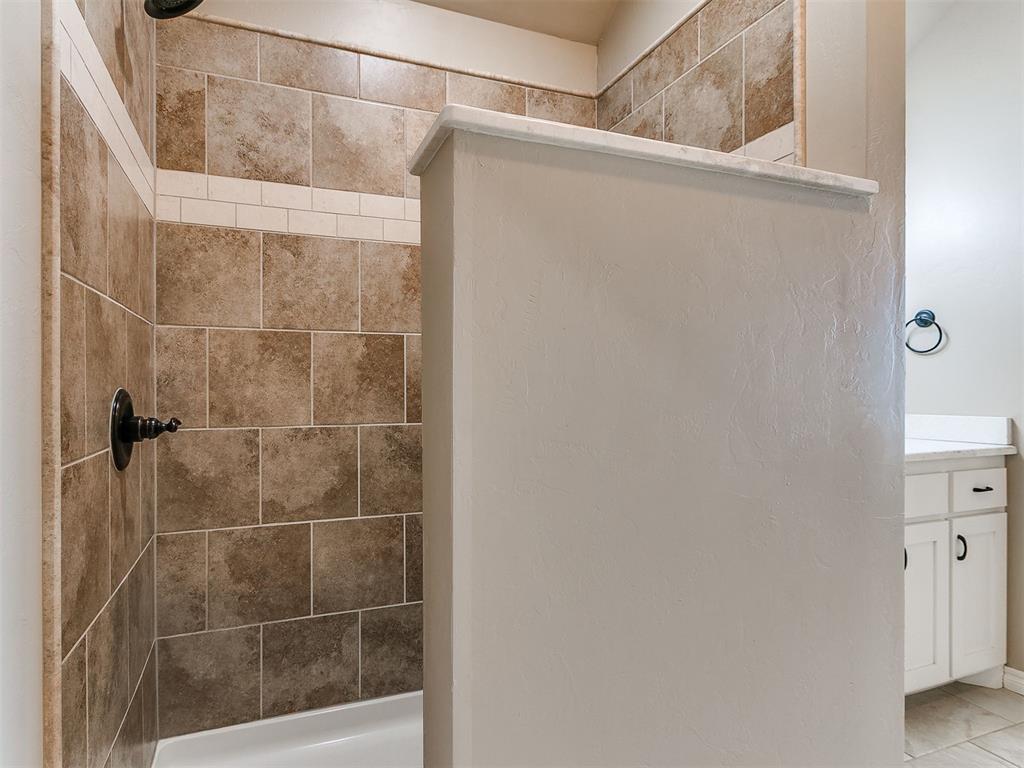 324 Golden Leaf Court Property Photo 40