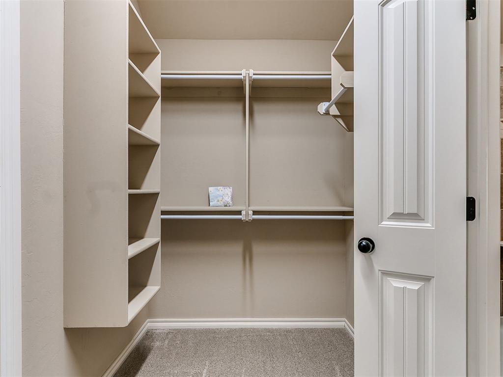 324 Golden Leaf Court Property Photo 41
