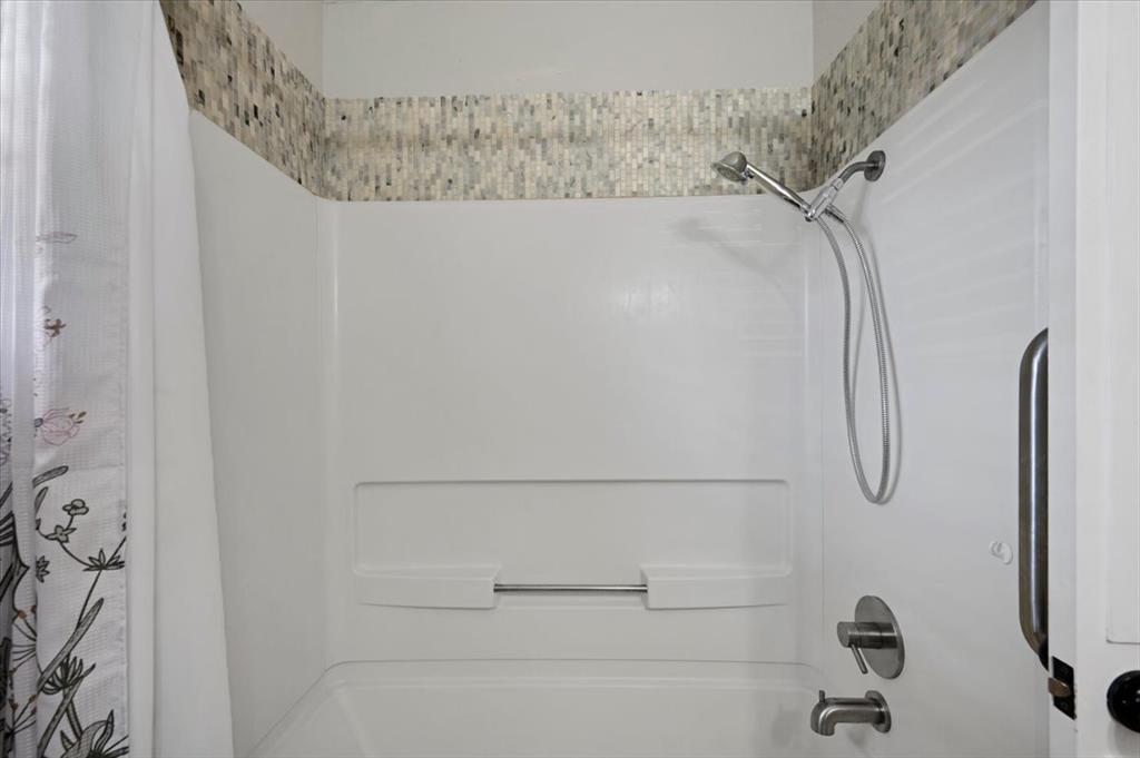 4400 Traditional Way Property Photo 19
