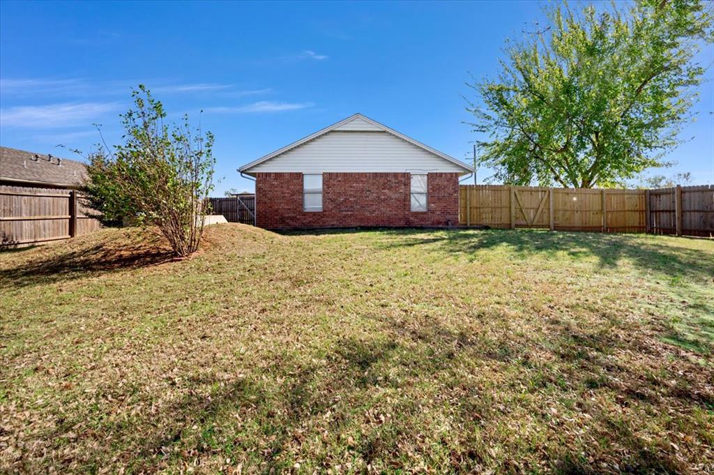 4400 Traditional Way Property Photo 27
