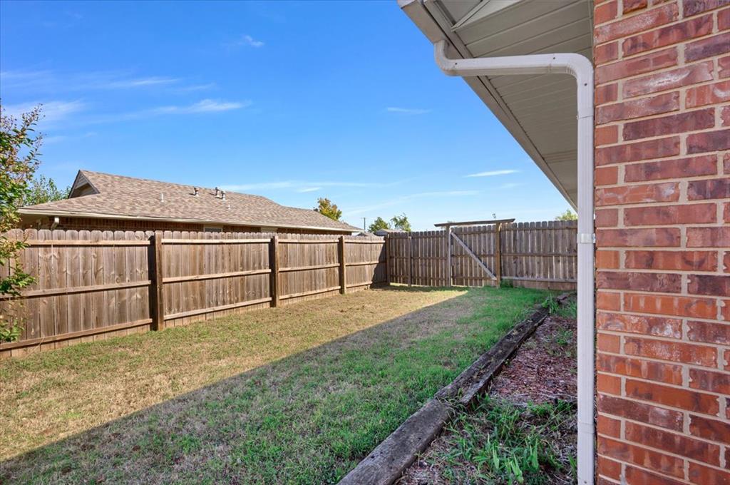4400 Traditional Way Property Photo 29