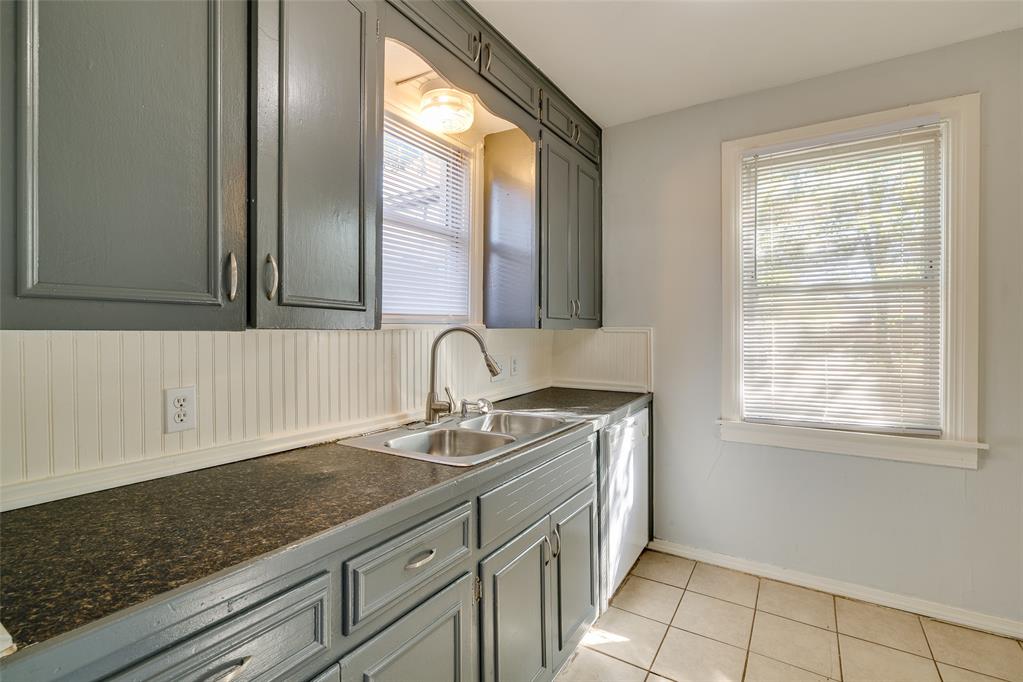 1904 Nw 30th Street Property Photo 13