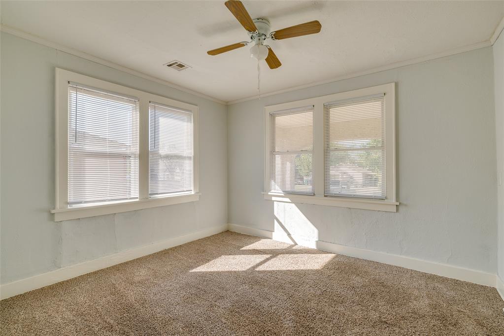 1904 Nw 30th Street Property Photo 19