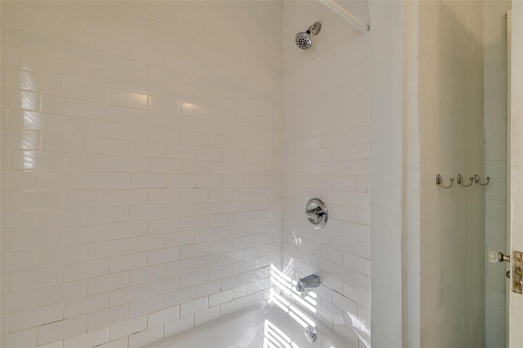 1904 Nw 30th Street Property Photo 26