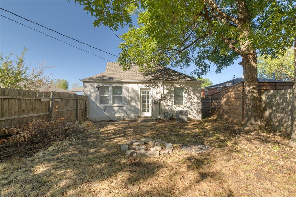 1904 Nw 30th Street Property Photo 28