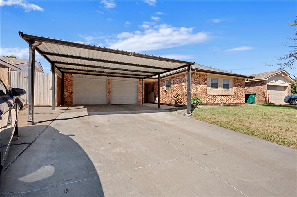 1409 SW Straka Terrace Property Photo 1