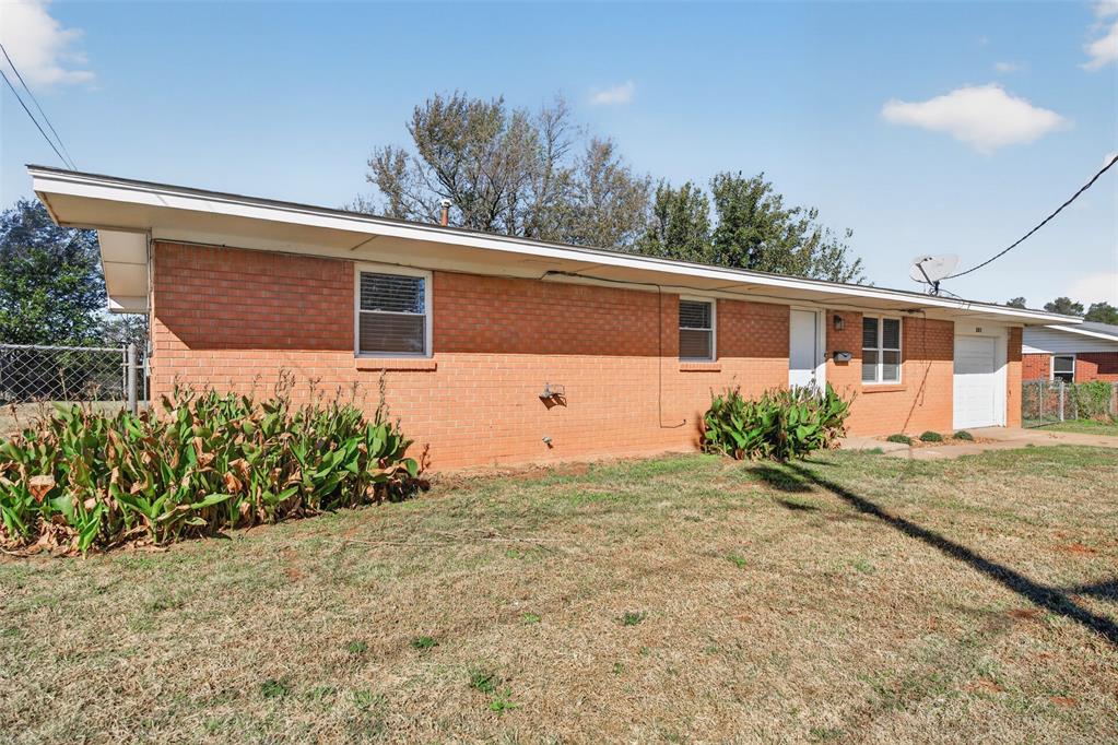 501 S Galena Avenue Property Photo 3