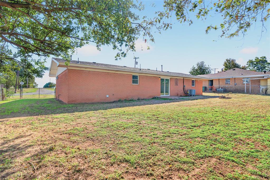 501 S Galena Avenue Property Photo 24