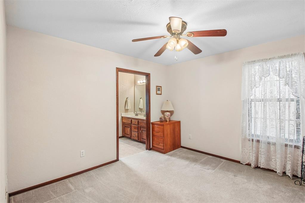 2824 Sw 107th Street Property Photo 30