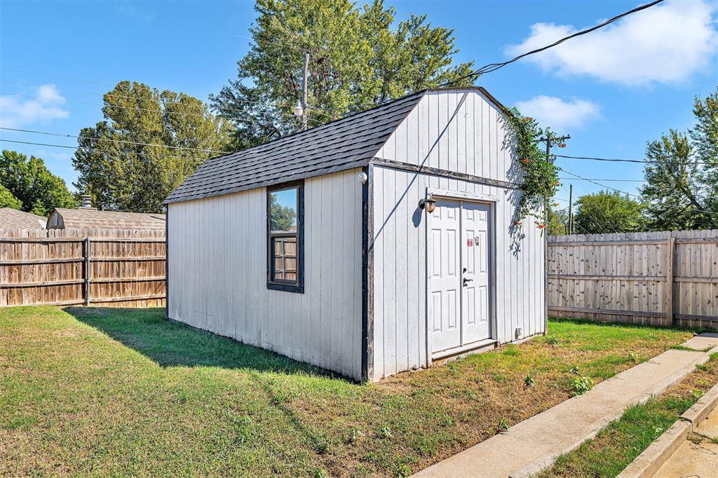 1208 Kingston Drive Property Photo 25