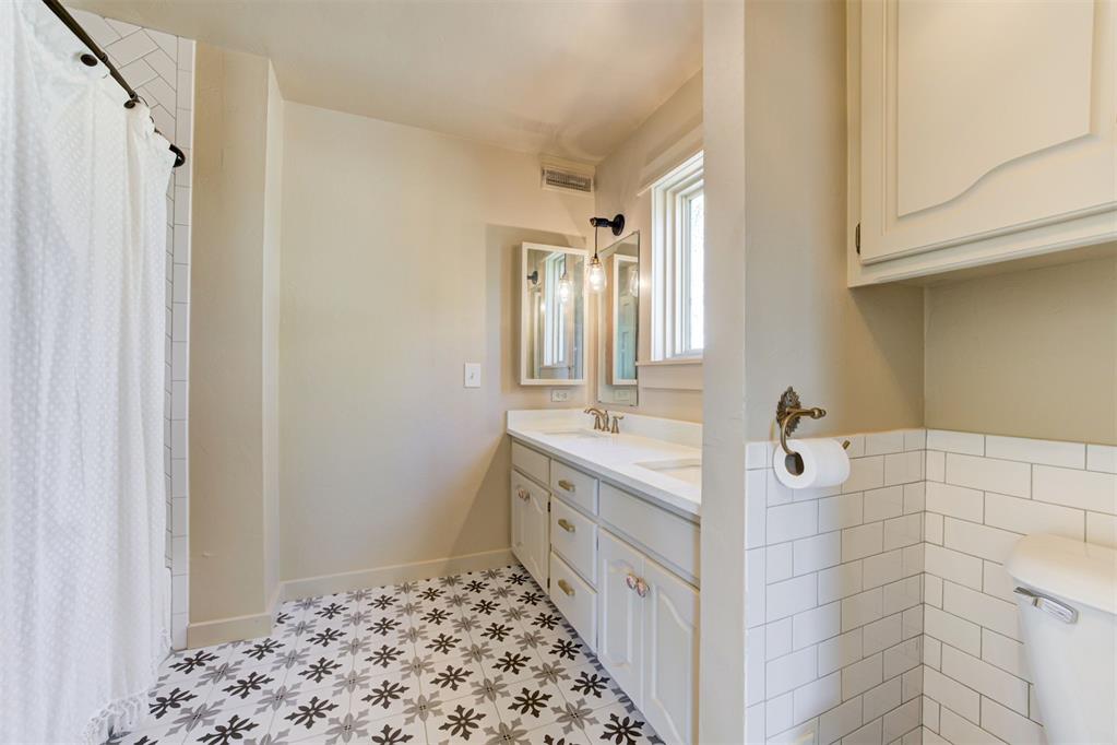 800 W Cimarron Boulevard Property Photo 29