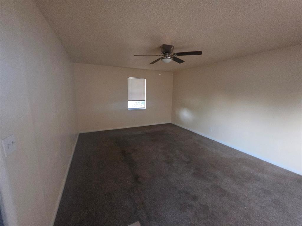 1802 N Douglas Boulevard Property Photo 3