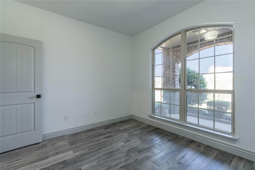 8729 Ally Way Property Photo 18