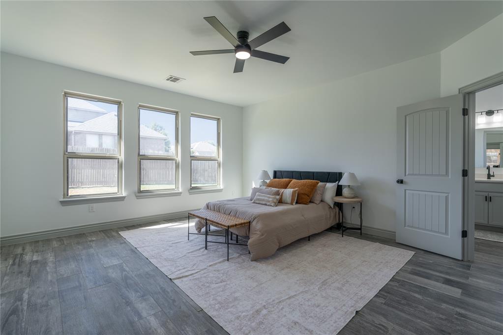 8729 Ally Way Property Photo 21