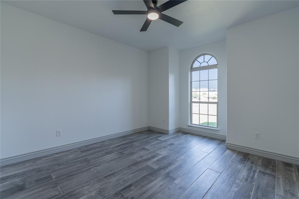 8729 Ally Way Property Photo 31