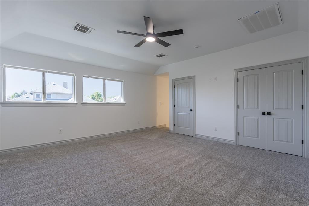 8729 Ally Way Property Photo 36