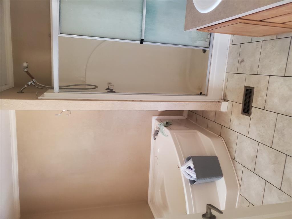 21154 E 1130 Road Property Photo 15