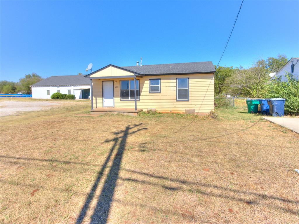 4205 Se 59th Street Property Photo 2
