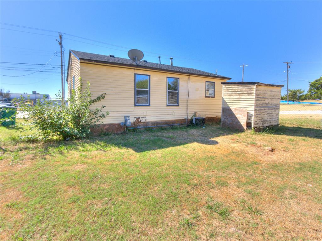 4205 Se 59th Street Property Photo 3