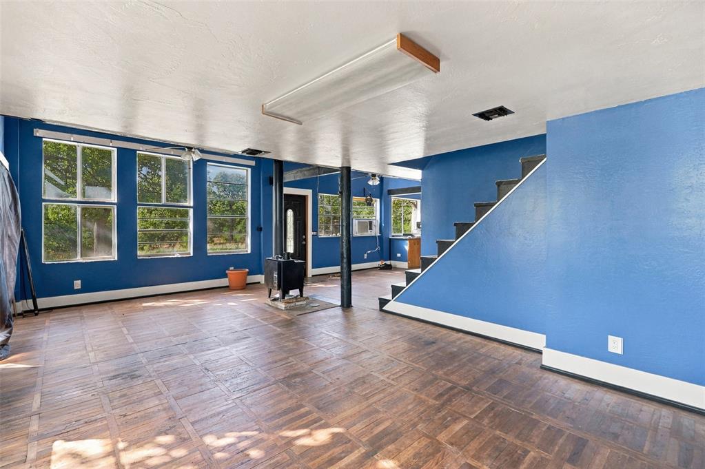 8801 Howard Avenue Property Photo 5