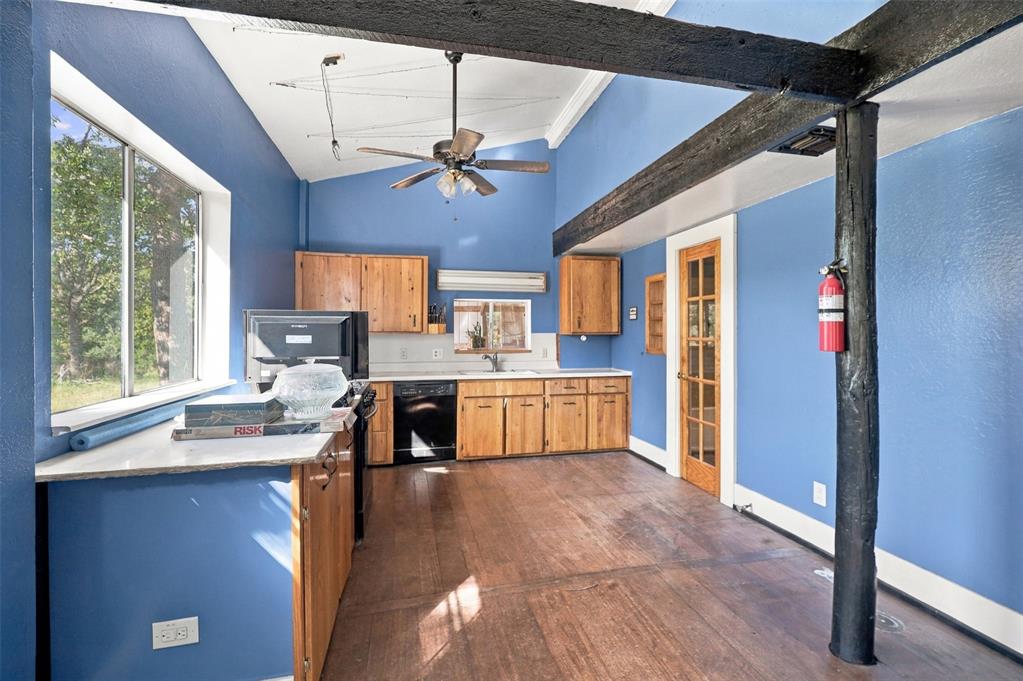 8801 Howard Avenue Property Photo 7