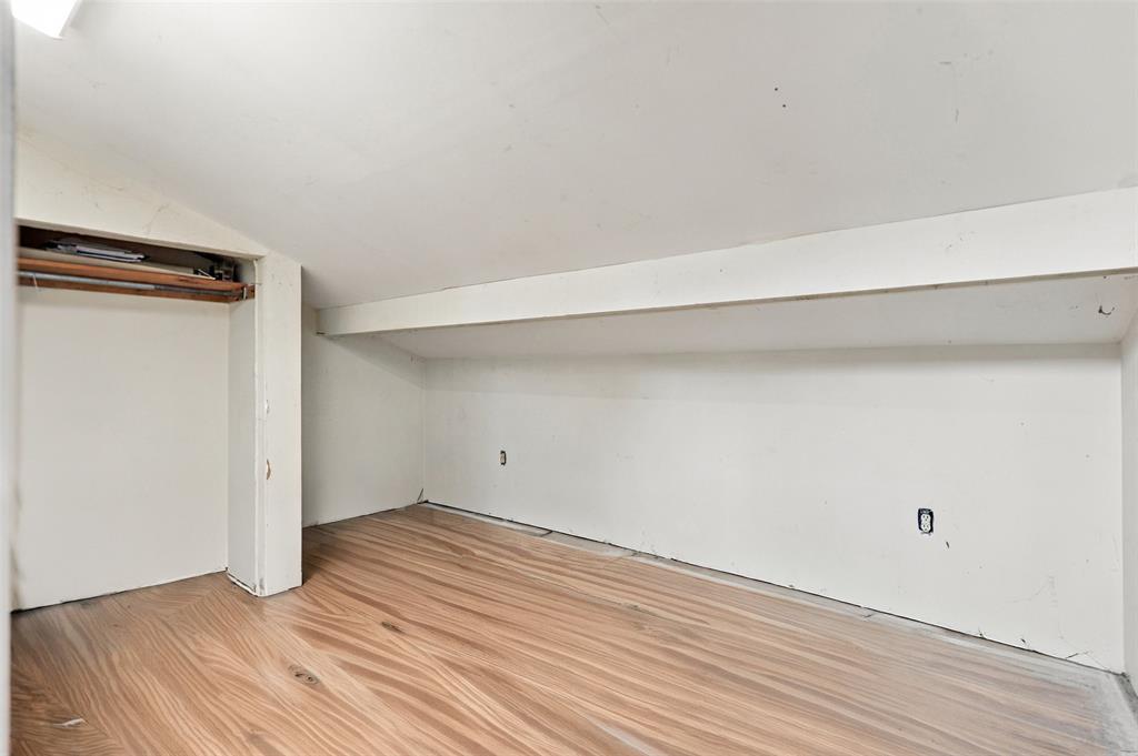 8801 Howard Avenue Property Photo 18