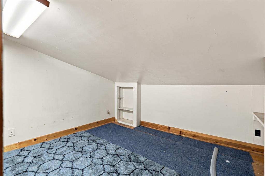 8801 Howard Avenue Property Photo 21
