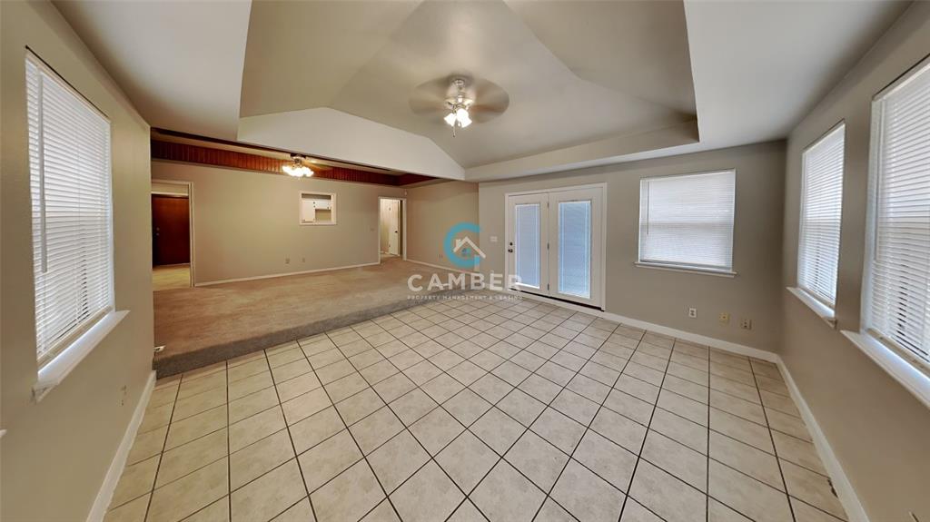 13233 Eastridge Drive Property Photo 6