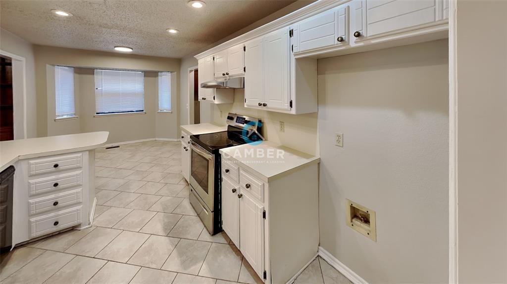 13233 Eastridge Drive Property Photo 8