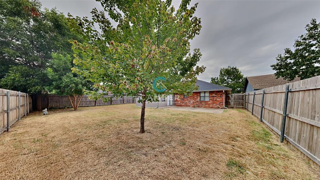13233 Eastridge Drive Property Photo 20