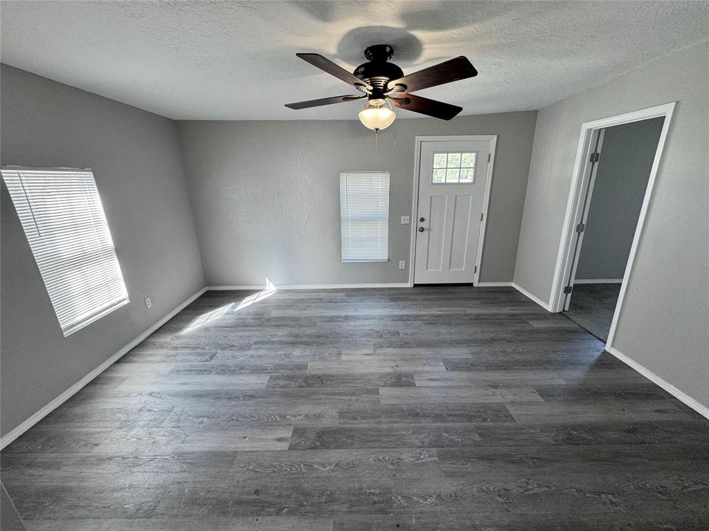 740 Nw 91st Street Property Photo 4