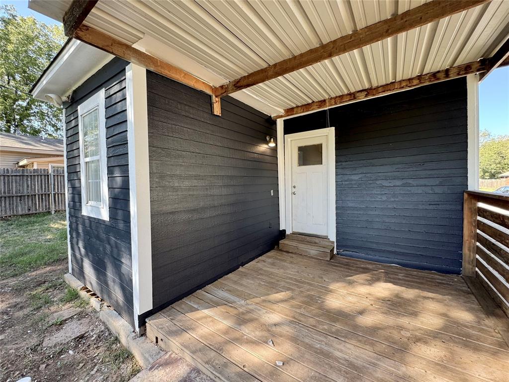740 Nw 91st Street Property Photo 15