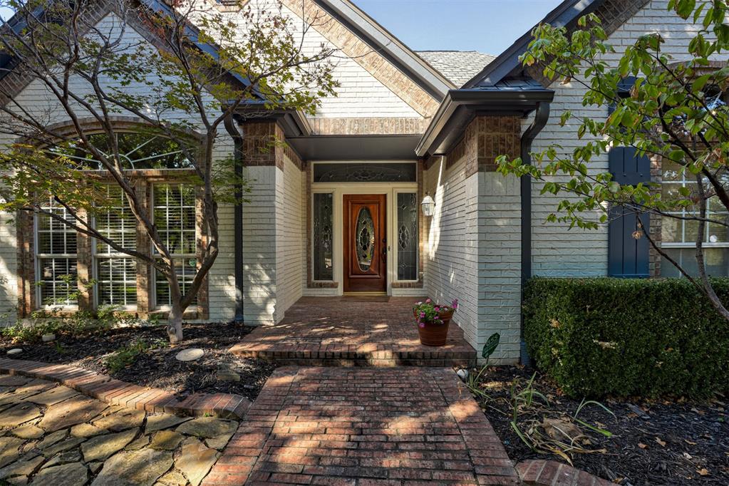 1823 Oak Forest Drive Property Photo 4