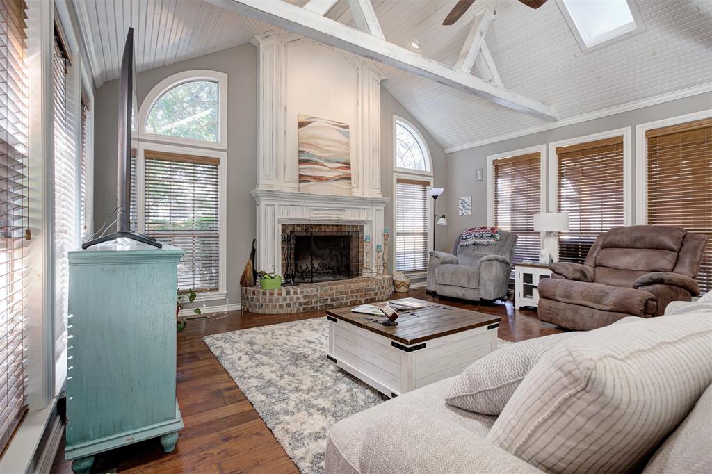 1823 Oak Forest Drive Property Photo 11