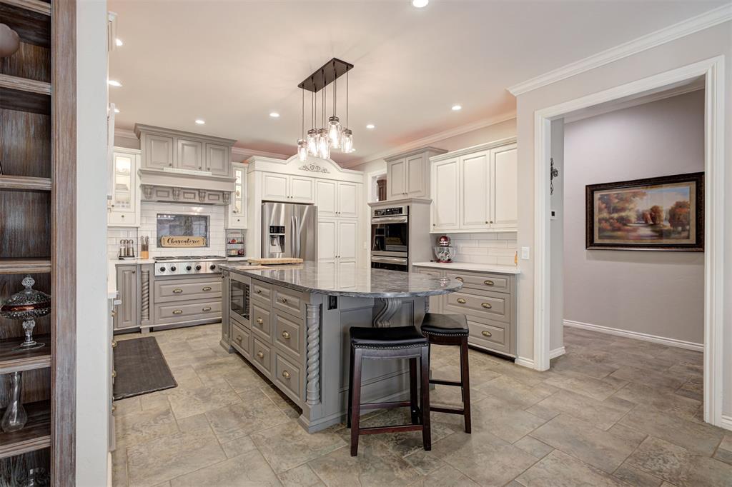 1823 Oak Forest Drive Property Photo 16
