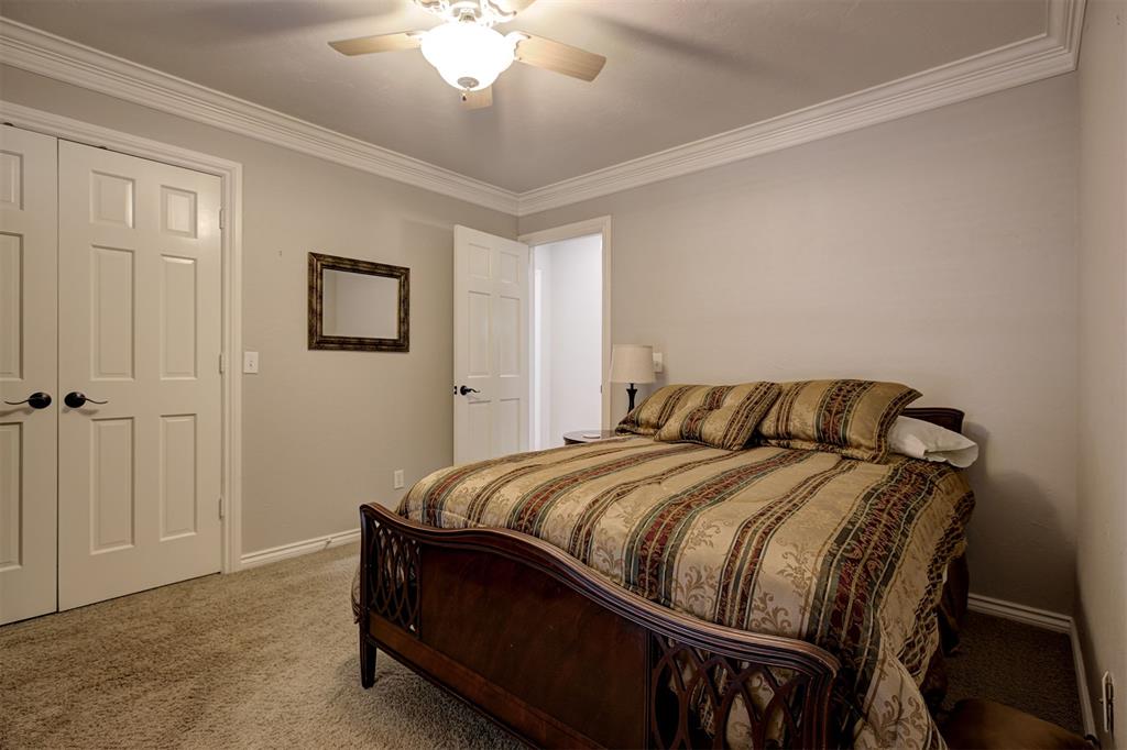 1823 Oak Forest Drive Property Photo 37