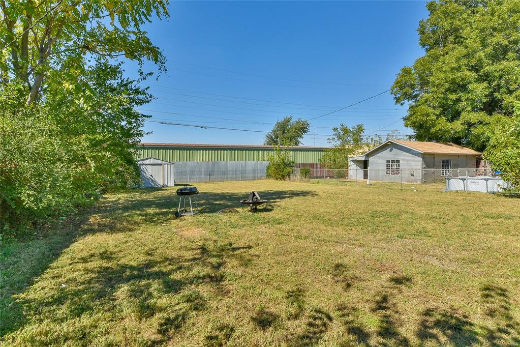 1009 N Farra Drive Property Photo 19