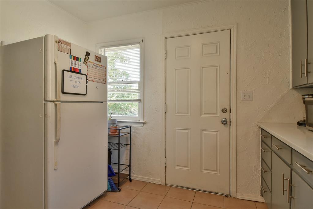 1009 N Farra Drive Property Photo 22