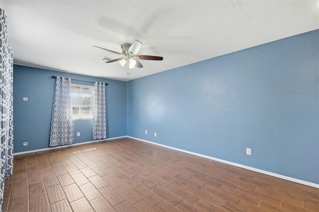 1208 S Trail Drive Property Photo 20