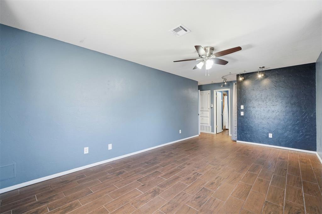 1208 S Trail Drive Property Photo 22