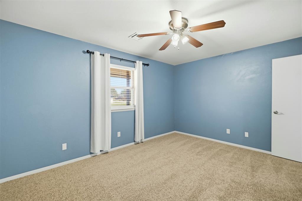 1208 S Trail Drive Property Photo 30