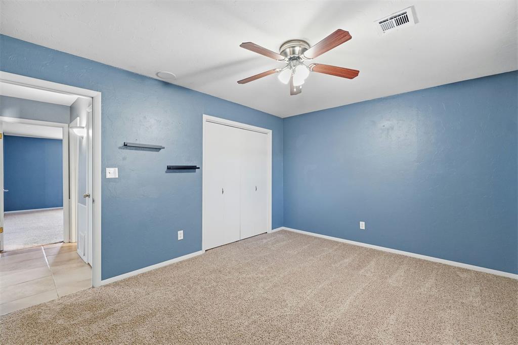 1208 S Trail Drive Property Photo 32