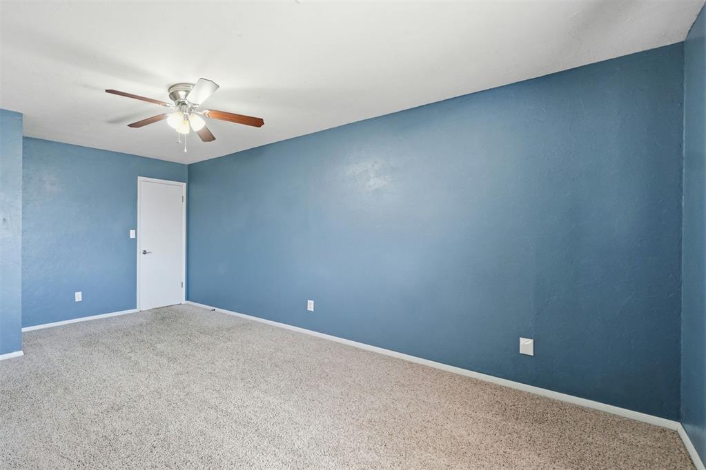 1208 S Trail Drive Property Photo 38