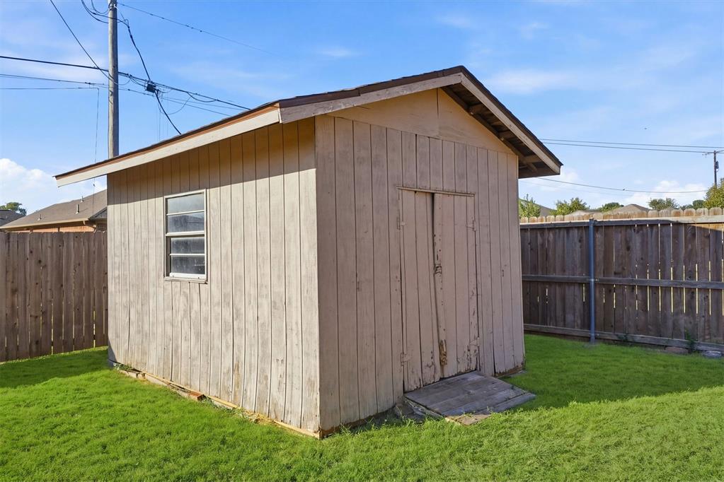 1208 S Trail Drive Property Photo 47