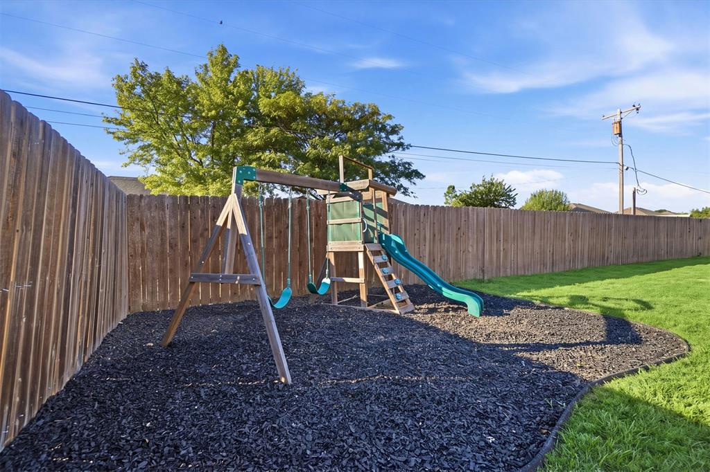 1208 S Trail Drive Property Photo 48