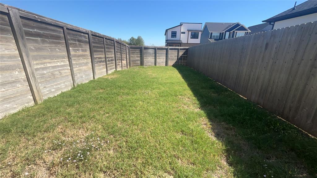 2520 Nw 132nd Place Property Photo 17