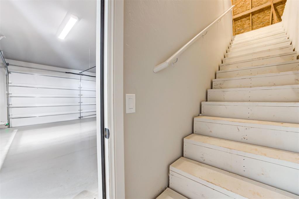 1236 Dorsi Court Property Photo 32