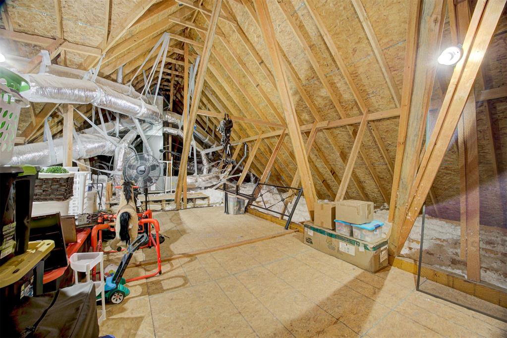 1236 Dorsi Court Property Photo 33