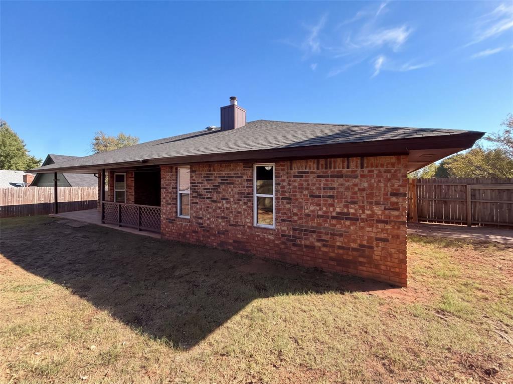 2717 Rolling Hills Terrace Property Photo 5